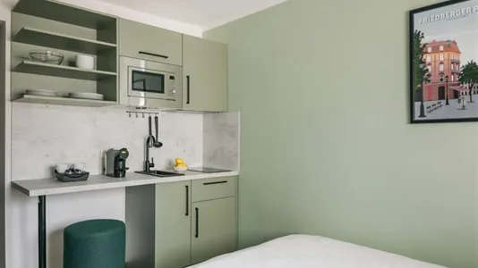 Apartments in Frankfurt Innenstadt I - photo 4