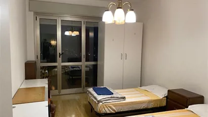 Room for rent in Milano Zona 6 - Barona, Lorenteggio, Milan