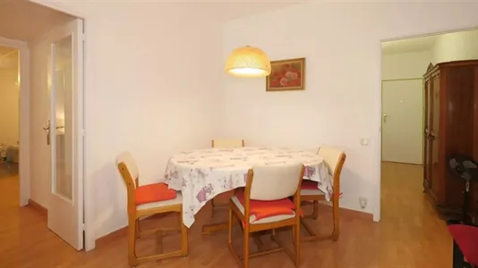 Rooms in Barcelona Eixample - photo 10