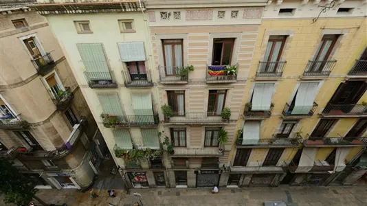 Rooms in Barcelona Ciutat Vella - photo 6