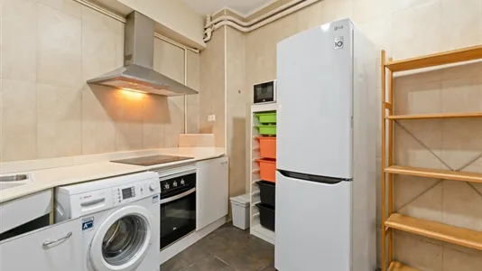 Rooms in Barcelona Les Corts - photo 9