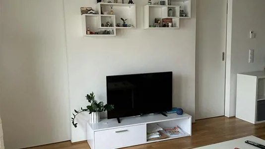 Rooms in Vienna Donaustadt - photo 1