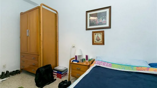 Rooms in Granada - photo 3