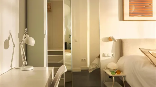 Rooms in Madrid Centro - photo 3