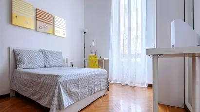 Room for rent in Milano Zona 6 - Barona, Lorenteggio, Milan