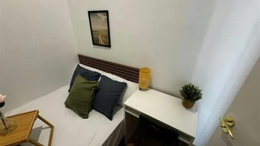 Rooms in Madrid Centro - photo 7