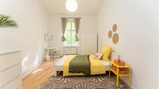 Rooms in Berlin Steglitz-Zehlendorf - photo 1