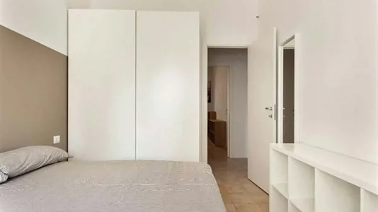 Rooms in Milano Zona 6 - Barona, Lorenteggio - photo 2