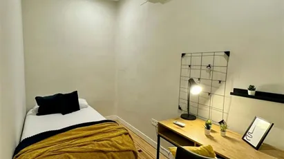 Room for rent in Madrid Chamberí, Madrid