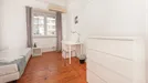 Room for rent, Lisbon (region), &lt;span class=&quot;blurred street&quot; onclick=&quot;ProcessAdRequest(8850912)&quot;&gt;&lt;span class=&quot;hint&quot;&gt;See streetname&lt;/span&gt;[xxxxxxxxxxxxx]&lt;/span&gt;