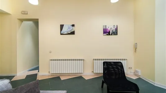 Rooms in Madrid Chamberí - photo 8