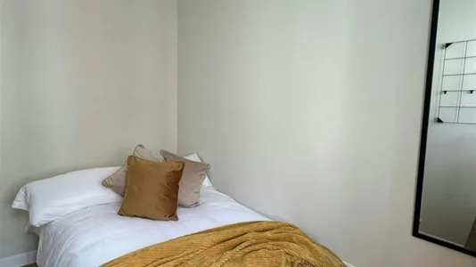 Rooms in Madrid Chamberí - photo 4