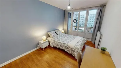 Room for rent in Grenoble, Auvergne-Rhône-Alpes