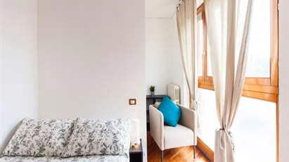 Room for rent in Milano Zona 9 - Porta Garibaldi, Niguarda, Milan
