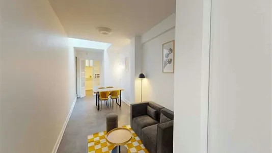 Rooms in Paris 17ème arrondissement - photo 7