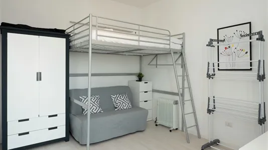 Apartments in Milano Zona 5 - Vigentino, Chiaravalle, Gratosoglio - photo 4