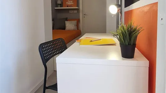 Rooms in Roma Municipio VIII – Appia Antica - photo 4