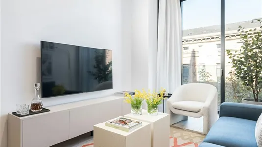 Apartments in Barcelona Eixample - photo 8