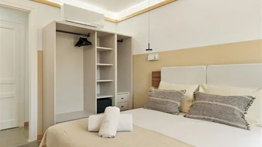 Rooms in Barcelona Eixample - photo 6