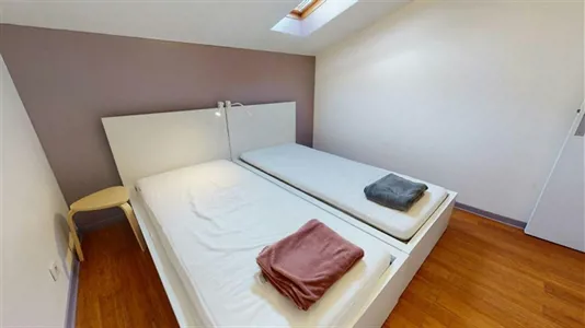 Rooms in Clermont-Ferrand - photo 2