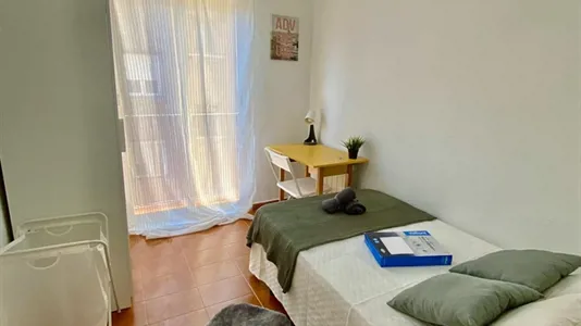 Rooms in Zaragoza - photo 1