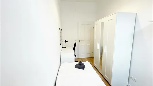 Rooms in Wien Ottakring - photo 4