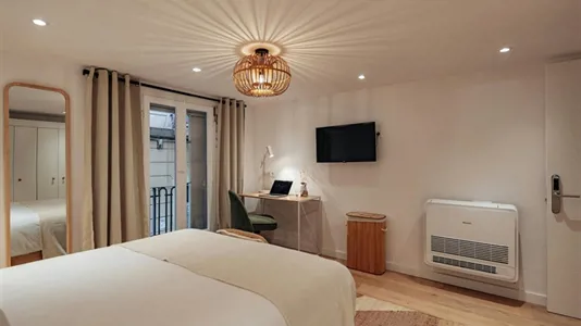 Apartments in Barcelona Gràcia - photo 2