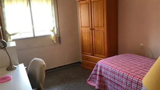 Rooms in Murcia - photo 4