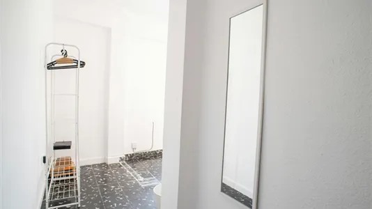 Rooms in Tavernes Blanques - photo 2