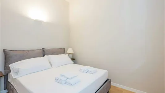 Apartments in Milano Zona 8 - Fiera, Gallaratese, Quarto Oggiaro - photo 4