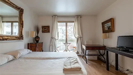 Apartments in Paris 8ème arrondissement - photo 7