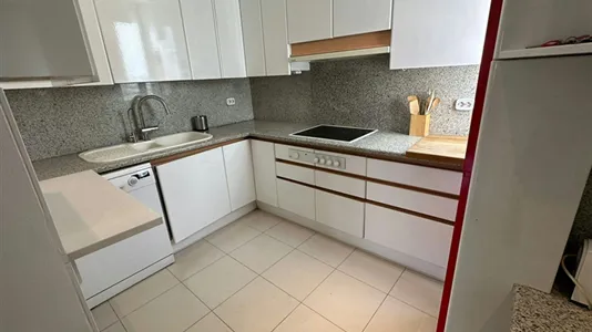 Rooms in Madrid Chamberí - photo 9