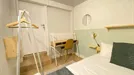 Room for rent, Lisbon (region), &lt;span class=&quot;blurred street&quot; onclick=&quot;ProcessAdRequest(12493757)&quot;&gt;&lt;span class=&quot;hint&quot;&gt;See streetname&lt;/span&gt;[xxxxxxxxxxxxx]&lt;/span&gt;