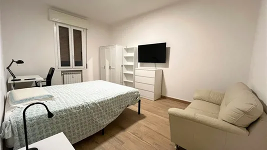 Rooms in Modena - photo 1