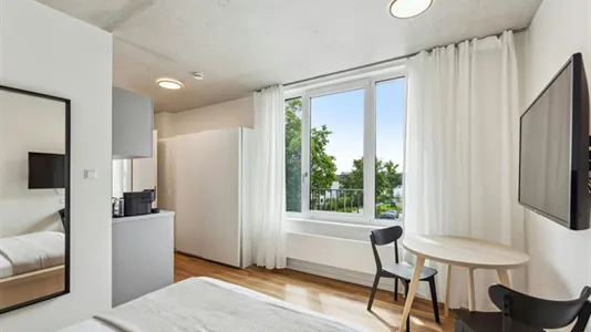 Apartments in Berlin Lichtenberg - photo 4