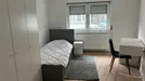Room for rent, Nuremberg, Bayern, &lt;span class=&quot;blurred street&quot; onclick=&quot;ProcessAdRequest(13833685)&quot;&gt;&lt;span class=&quot;hint&quot;&gt;See streetname&lt;/span&gt;[xxxxxxxxxxxxx]&lt;/span&gt;