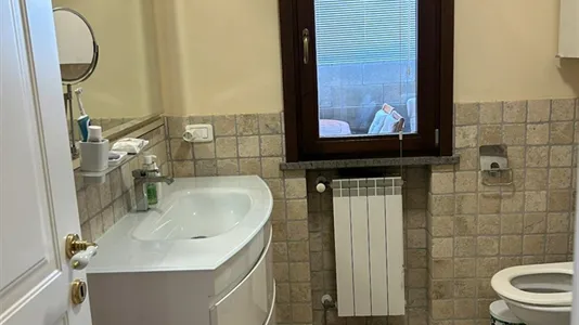 Houses in Pontedera - photo 8