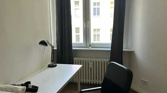 Rooms in Berlin Charlottenburg-Wilmersdorf - photo 2