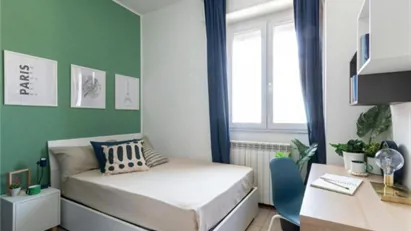 Room for rent in Milano Zona 6 - Barona, Lorenteggio, Milan