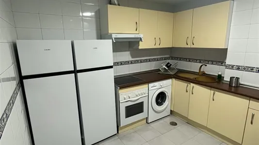 Rooms in Getafe - photo 8