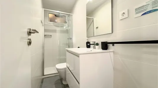 Rooms in Barcelona Sant Andreu - photo 10