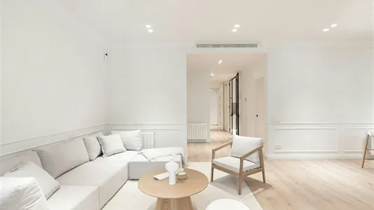 Apartments in Barcelona Eixample - photo 4