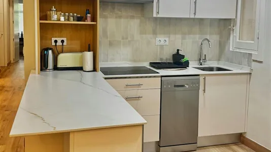 Rooms in Madrid Salamanca - photo 6