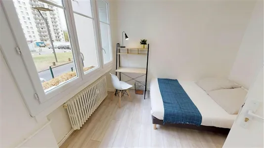 Rooms in Lyon - photo 4