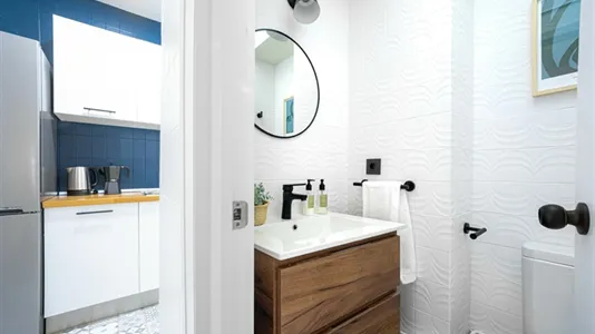 Rooms in Madrid Tetuán - photo 9