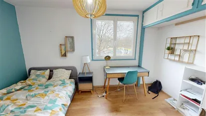Room for rent in Orléans, Centre-Val de Loire