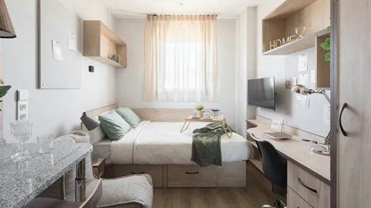 Rooms in Pamplona/Iruña - photo 1