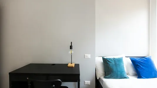 Rooms in Milano Zona 7 - Baggio, De Angeli, San Siro - photo 1