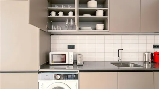 Apartments in Barcelona Ciutat Vella - photo 6