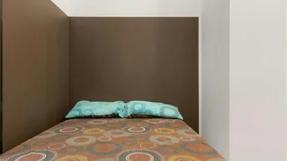 Room for rent in Milano Zona 1 - Centro storico, Milan